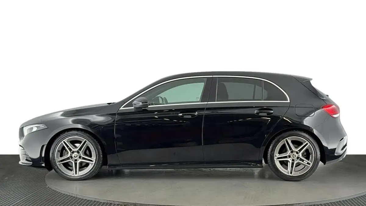 2019-mercedes-benz-a-class-20d-a200d-amg-line-hatchback-5d-big-6
