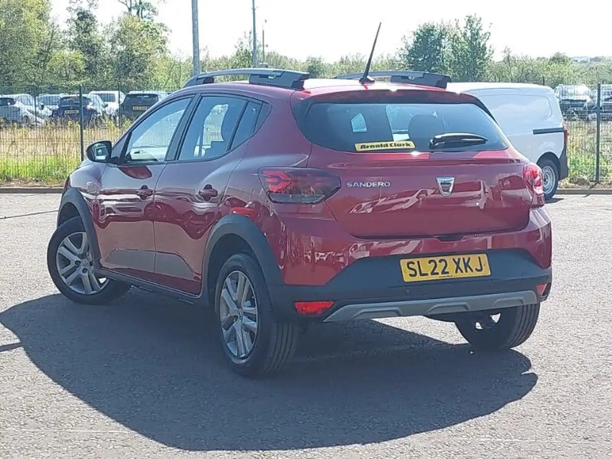 2022-dacia-sandero-stepway-10-tce-comfort-90bhp-big-1