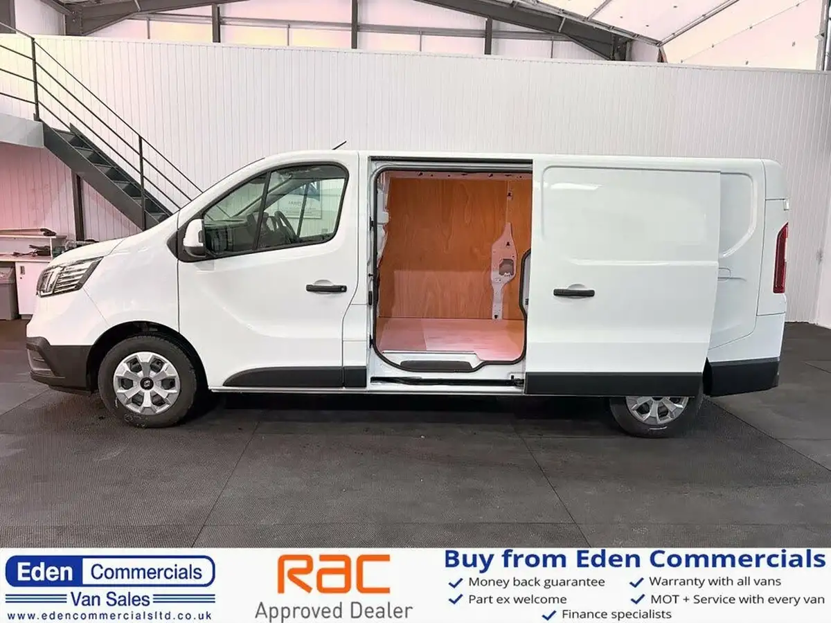 2024-renault-trafic-20dci-ll30-130-advance-panel-big-9