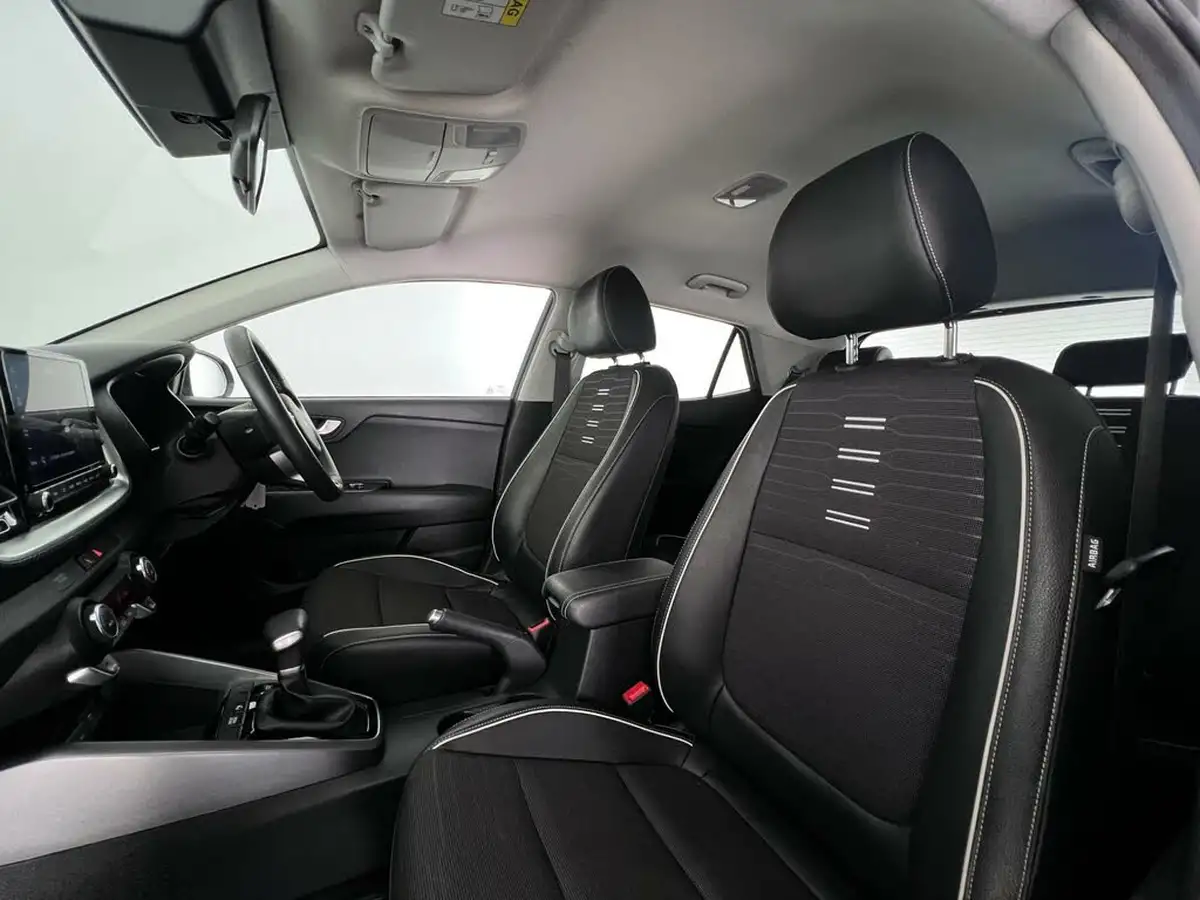 2022-kia-stonic-10-t-gdi-connect-dct-big-16