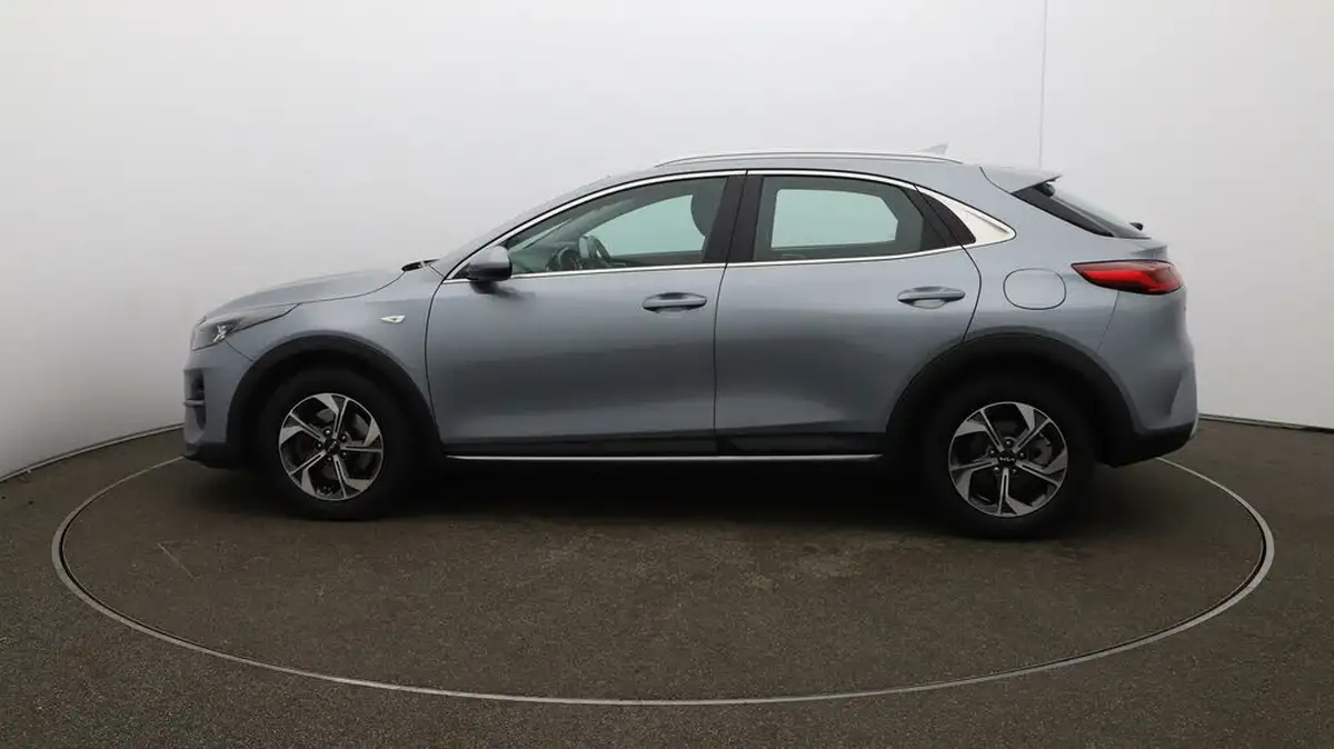 2022-kia-xceed-10-t-gdi-2-big-62