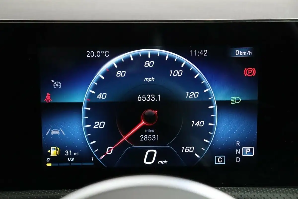 2022-mercedes-benz-a-class-13-a180-sport-executive-edition-hatchback-5d-7g-dct-big-16