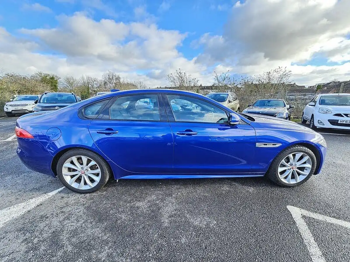 2018-jaguar-xf-20i-r-sport-250ps-saloon-4d-1997cc-big-7
