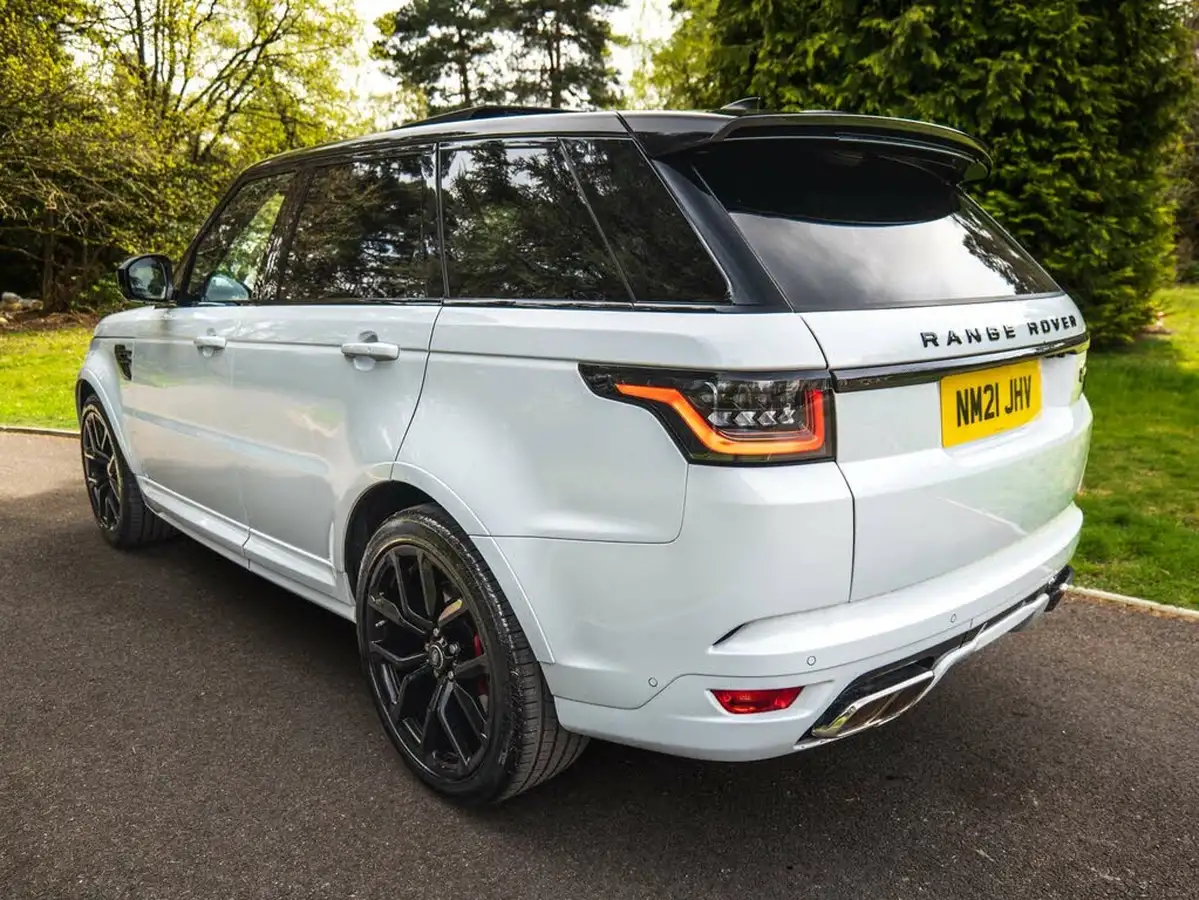 2021-land-rover-range-rover-sport-50-v8-p575-svr-big-4