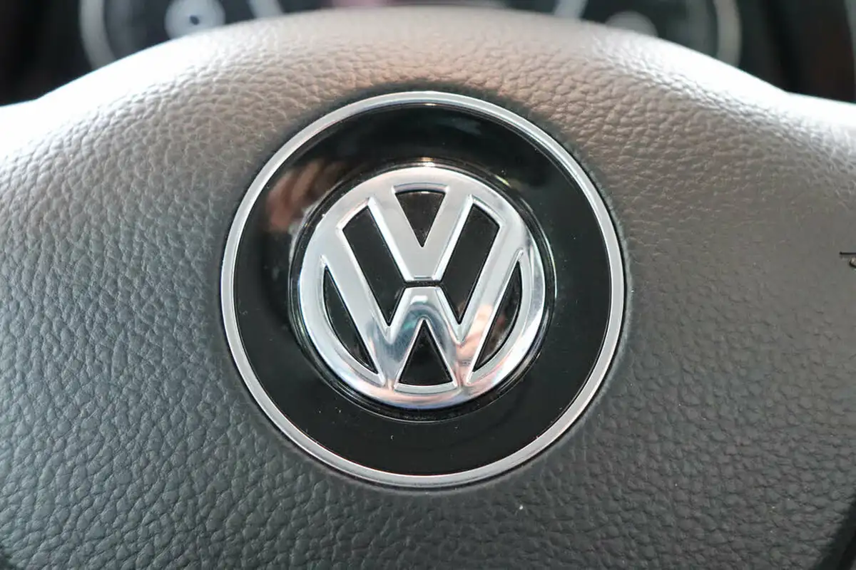 2018-volkswagen-up-10-move-up-ss-3d-big-52