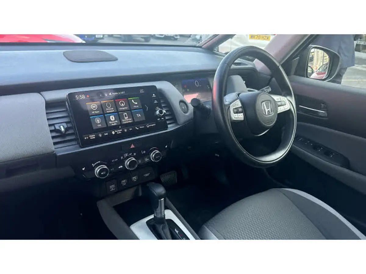 2022-honda-jazz-15-i-mmd-ex-109ps-big-1