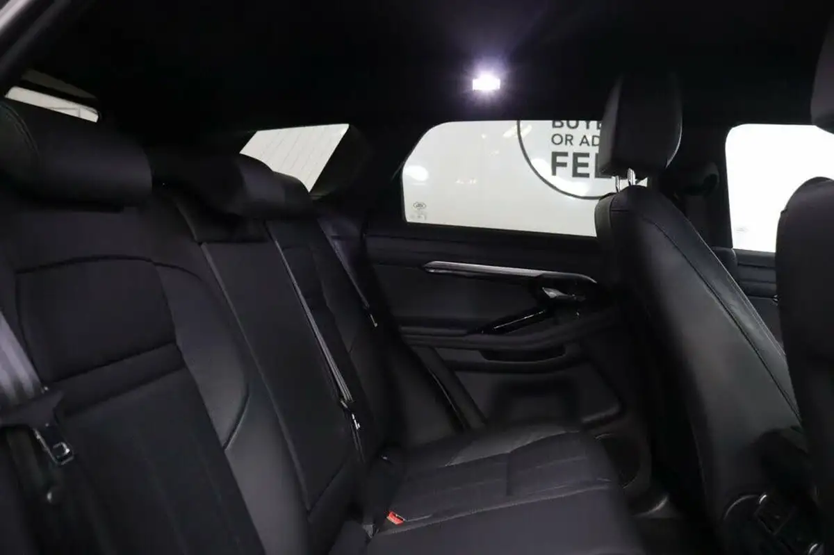 2022-land-rover-range-rover-evoque-15-p300e-r-dynamic-hse-big-35