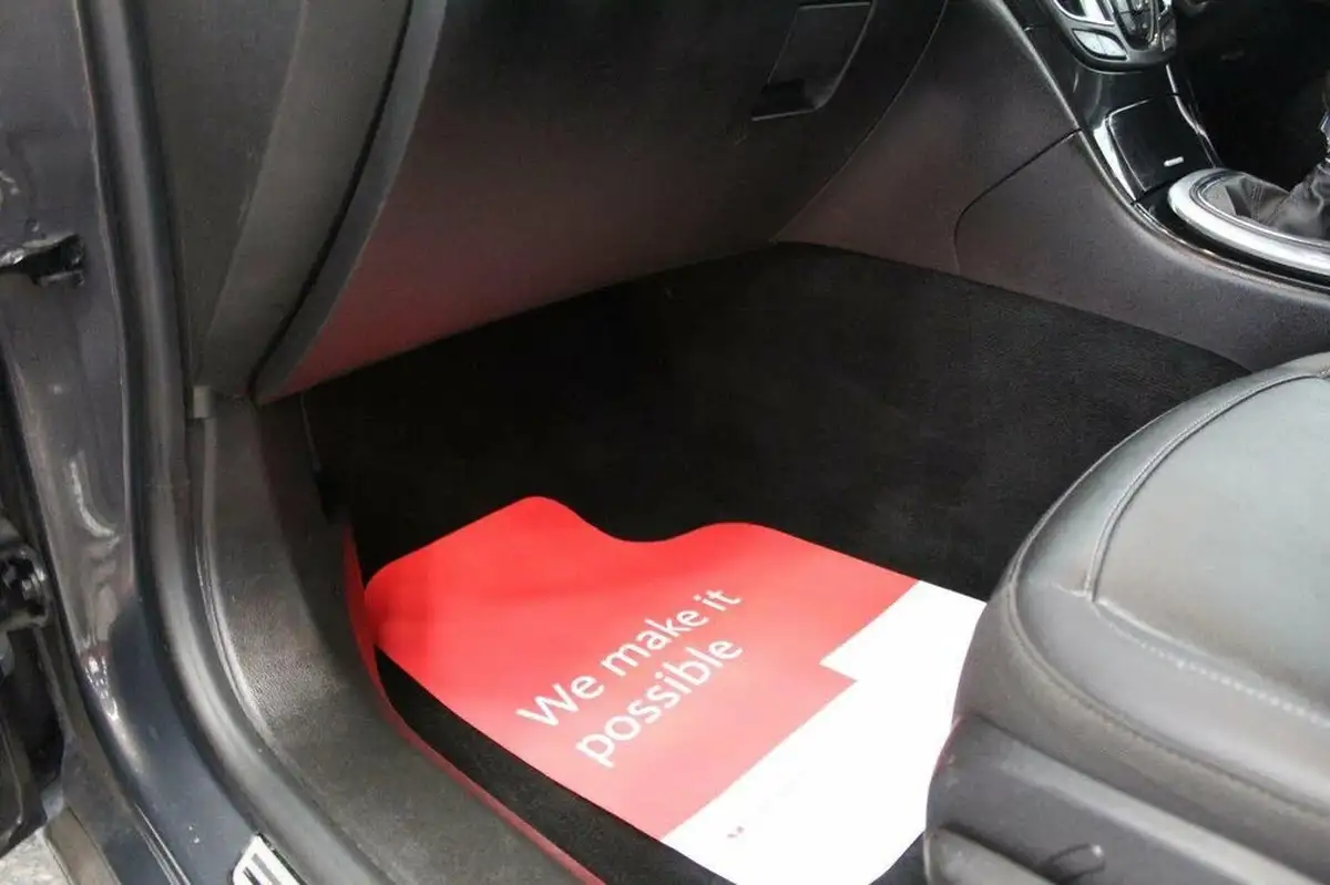 2015-vauxhall-insignia-20cdti-elite-nav-ecoflex-ss-hatchback-5d-big-31