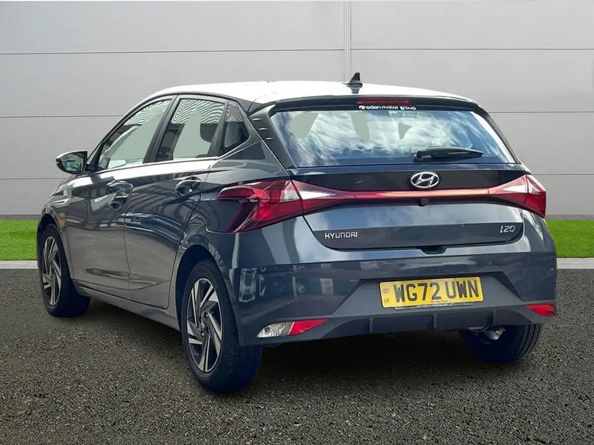2022-hyundai-i20-10-t-gdi-se-connect-eclutch-imt-big-4