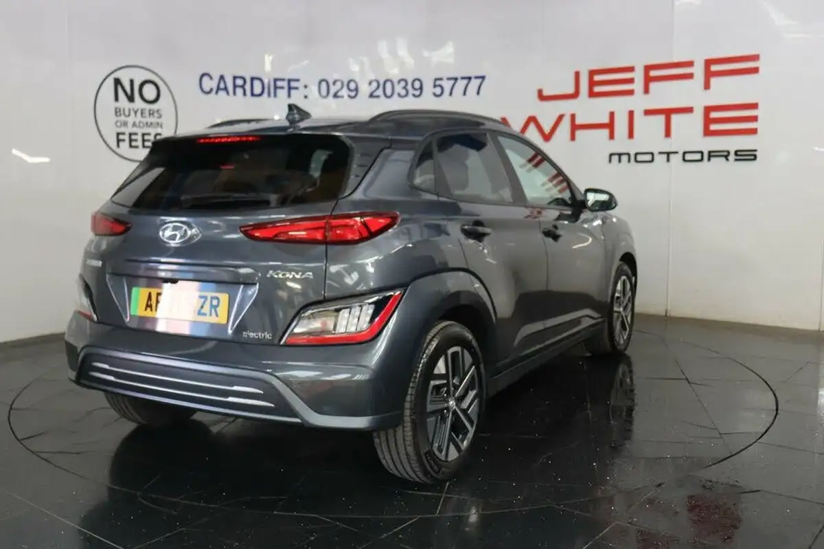 2021-hyundai-kona-e-premium-204ps-64kwh-7kw-obc-big-4
