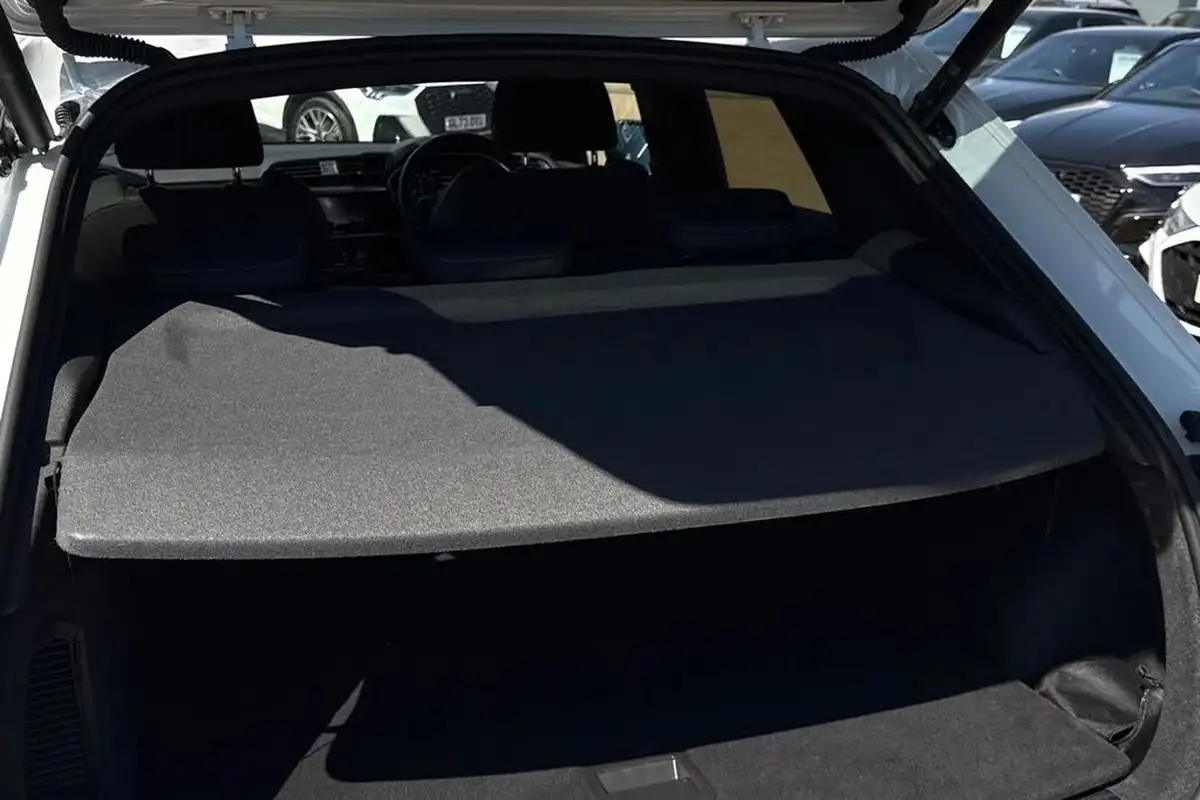 2023-audi-q3-14-45-tfsi-e-black-edition-station-wagon-big-41