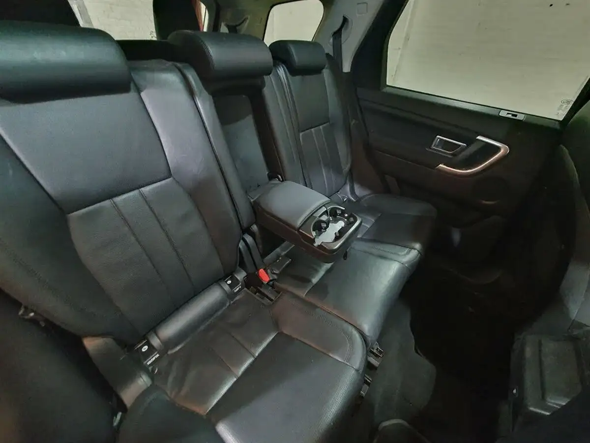 2015-land-rover-discovery-sport-22td-hse-awd-auto-big-8