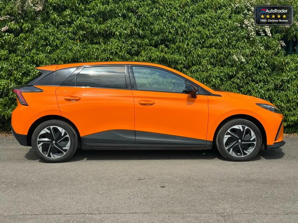 2022-mg-mg4-e-trophy-ev-big-26