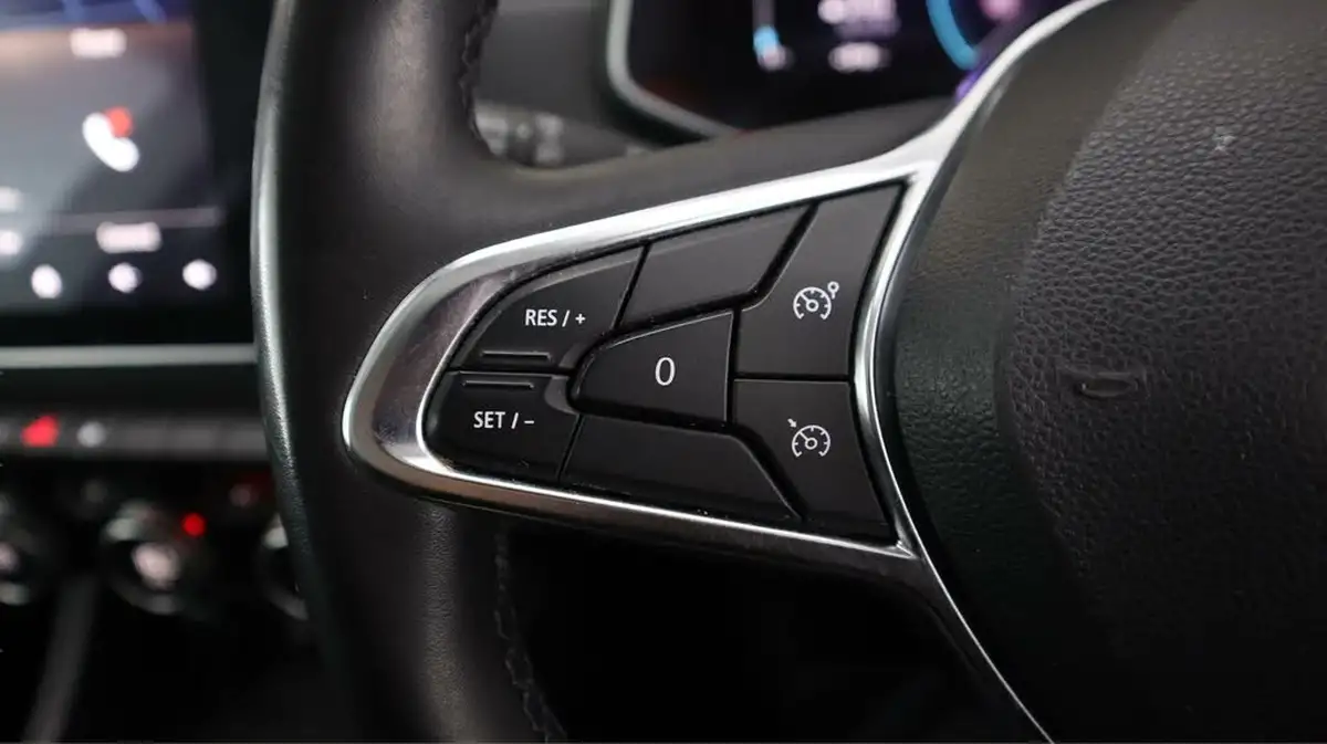2021-renault-zoe-e-gt-line-big-23