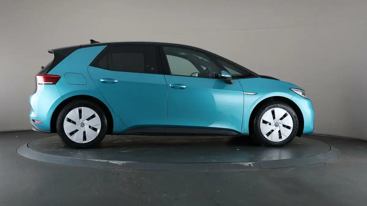 2020-volkswagen-id3-e-business-big-61