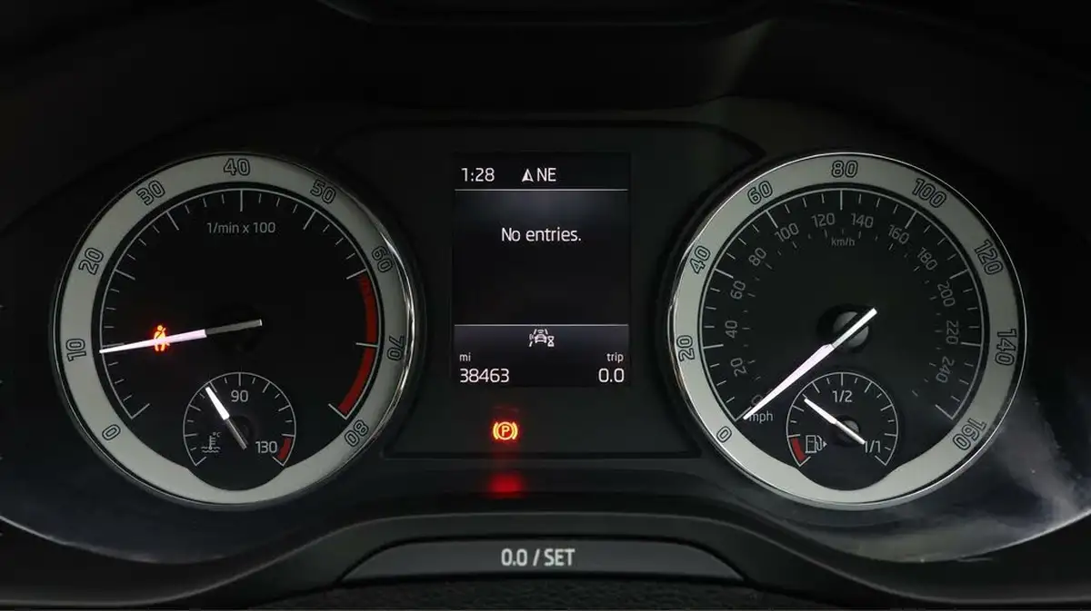 2022-skoda-karoq-10-tsi-se-l-big-9