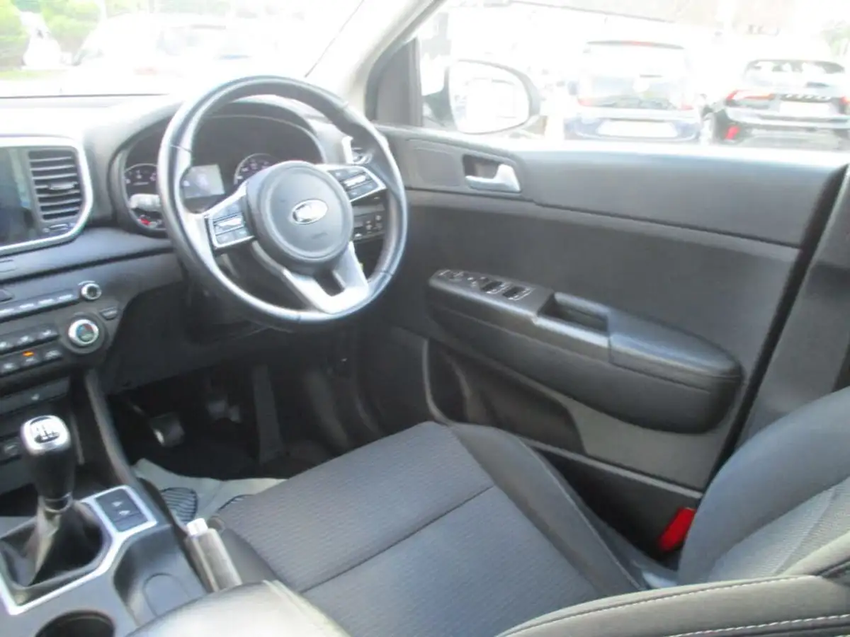 2021-kia-sportage-16-gdi-2-big-2