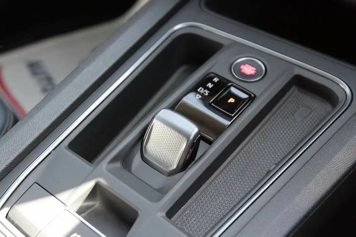 2022-cupra-formentor-15-tsi-v2-dsg-big-15