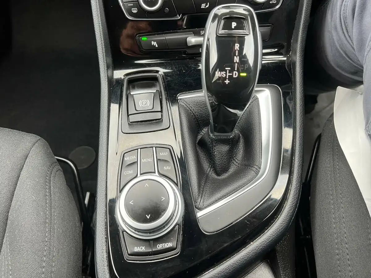 2020-bmw-2-series-15td-216d-se-gran-dct-big-45