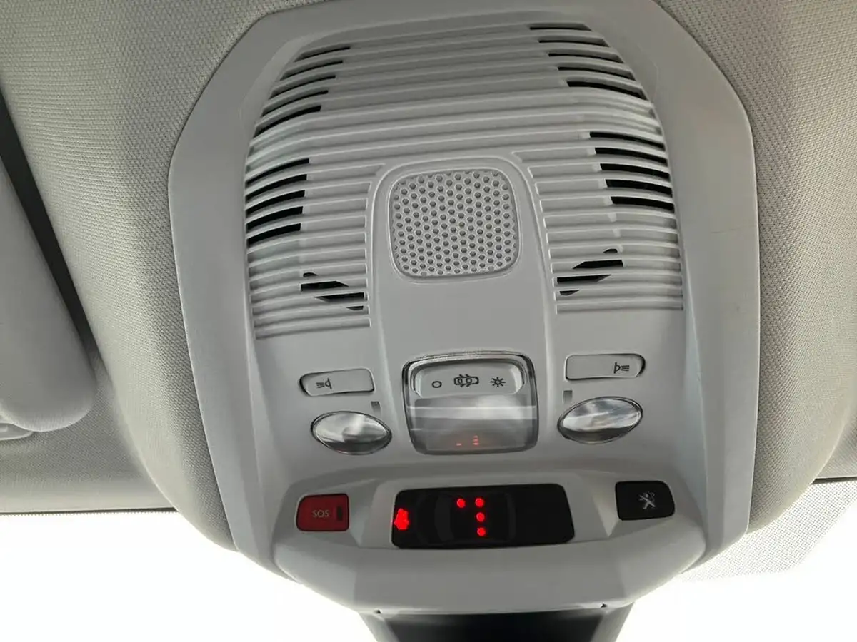 2021-peugeot-3008-suv-15-bluehdi-allure-big-42