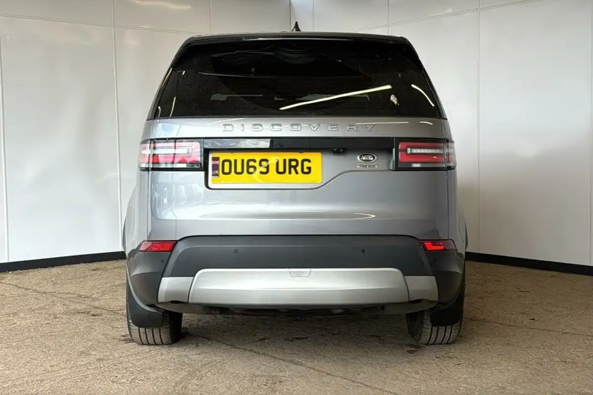 2019-land-rover-discovery-30-sd6-hse-big-7