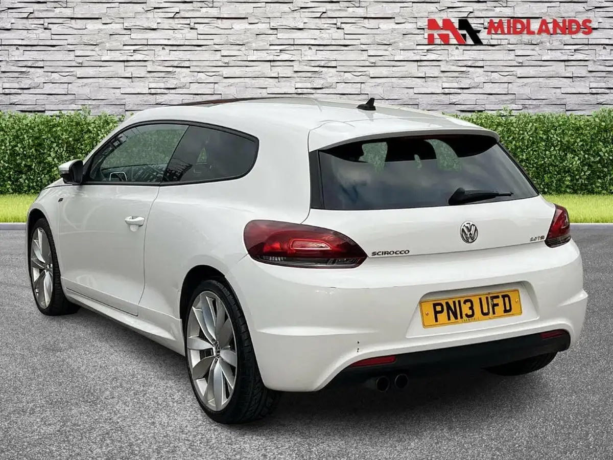 2013-volkswagen-scirocco-20-r-line-tsi-210ps-big-4