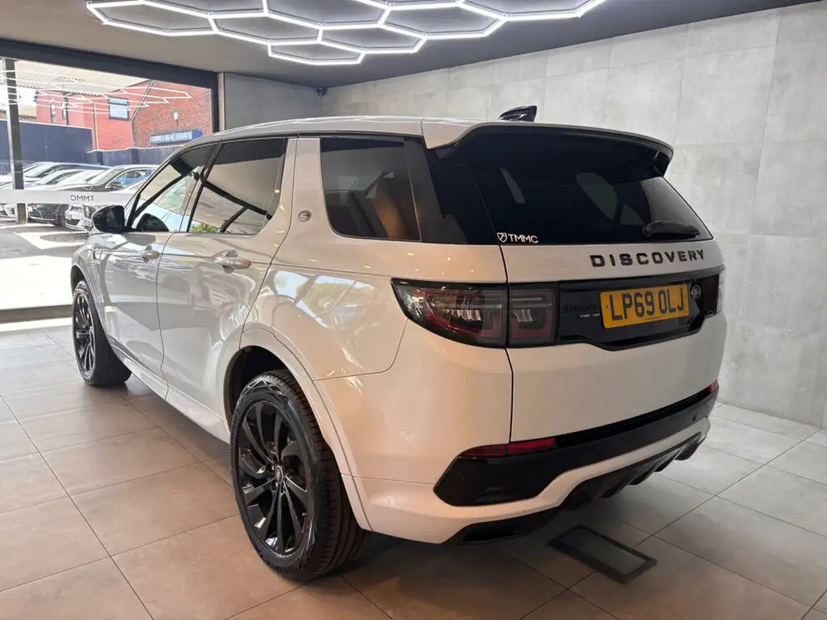 2019-land-rover-discovery-sport-20-d180-r-dynamic-hse-big-8