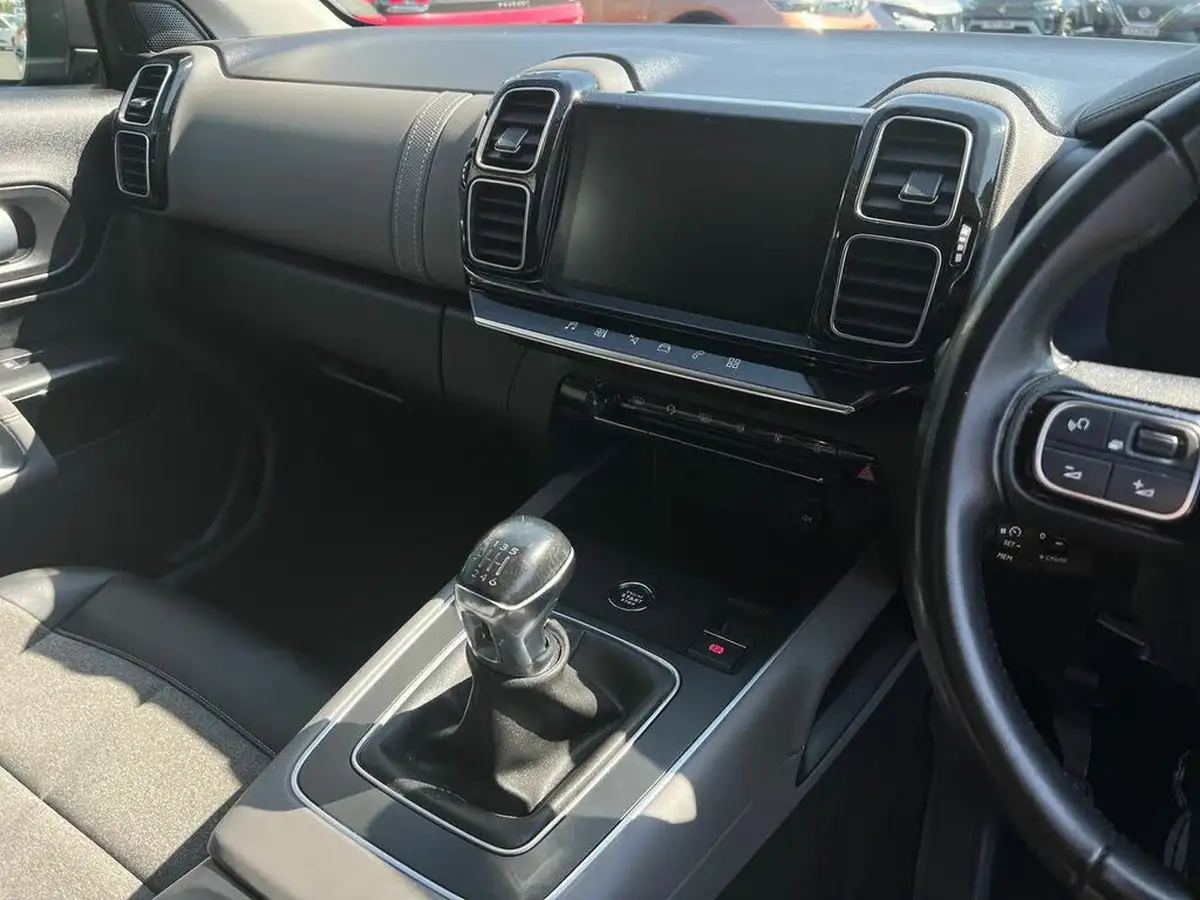 2022-citroen-c5-aircross-12-puretech-shine-ss-big-19
