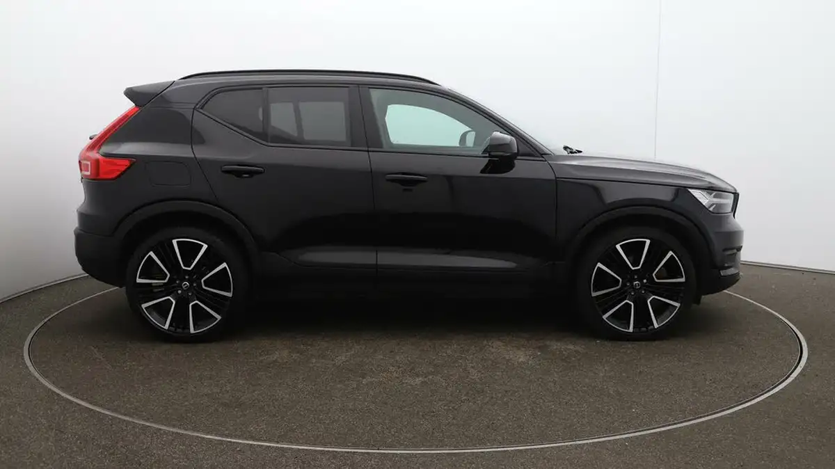 2021-volvo-xc40-15-t5-r-design-pro-262bhp-big-47