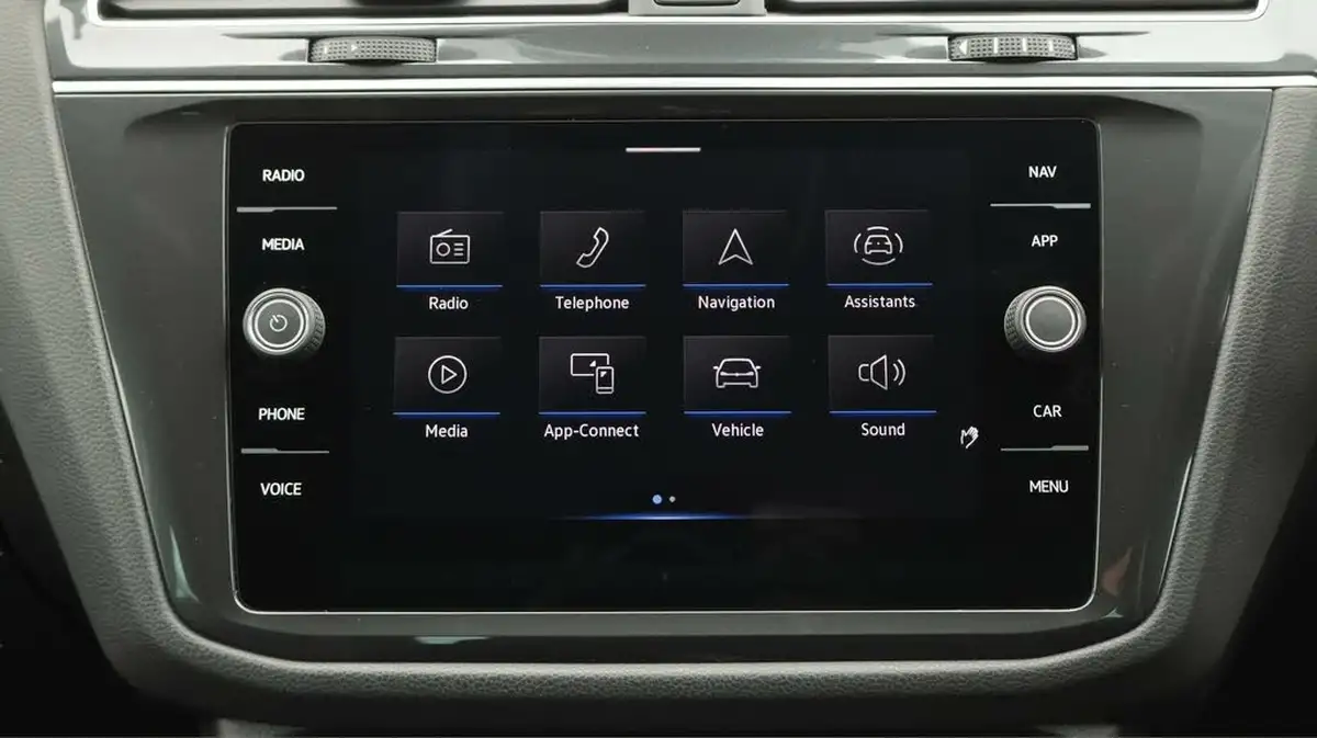 2022-volkswagen-tiguan-15-tsi-active-130ps-big-11