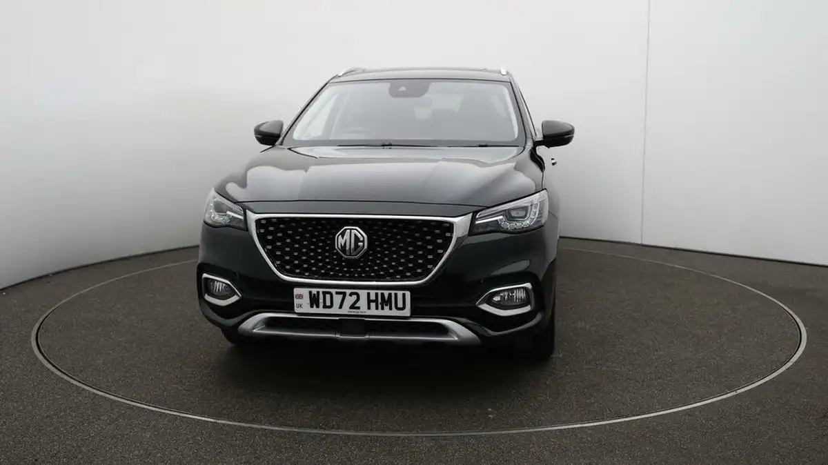 2023-mg-hs-15t-gdi-exclusive-162ps-dct-big-38