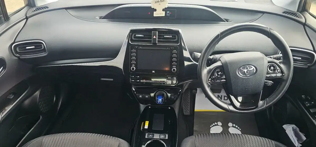 2019-toyota-prius-18-vvt-i-business-edition-plus-cvt-big-19