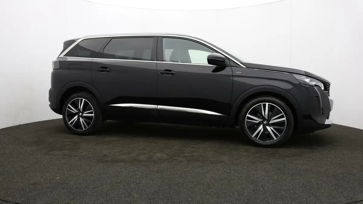 2021-peugeot-5008-suv-12-puretech-gt-premium-big-39