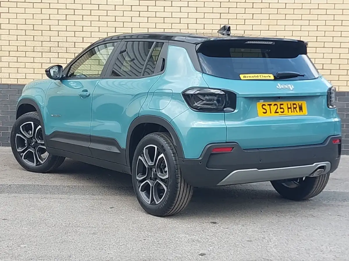 2025-jeep-avenger-12-gse-summit-big-1