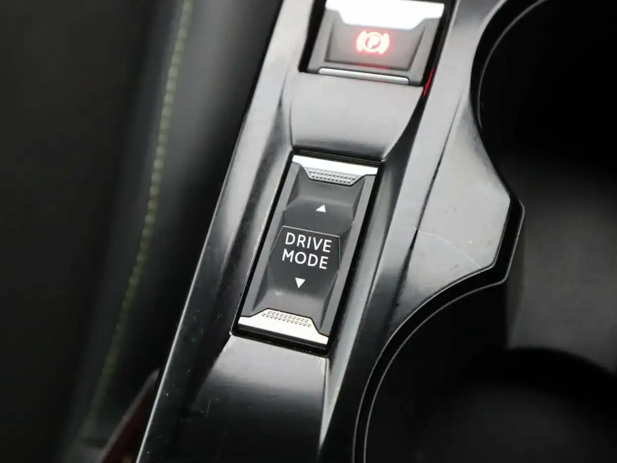 2021-peugeot-2008-suv-12-puretech-gt-premium-130bhp-big-31