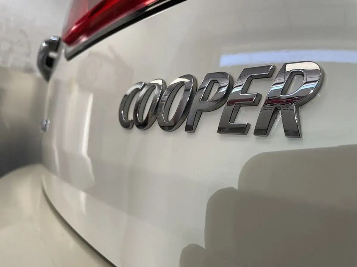 2018-mini-clubman-15-cooper-auto-big-27