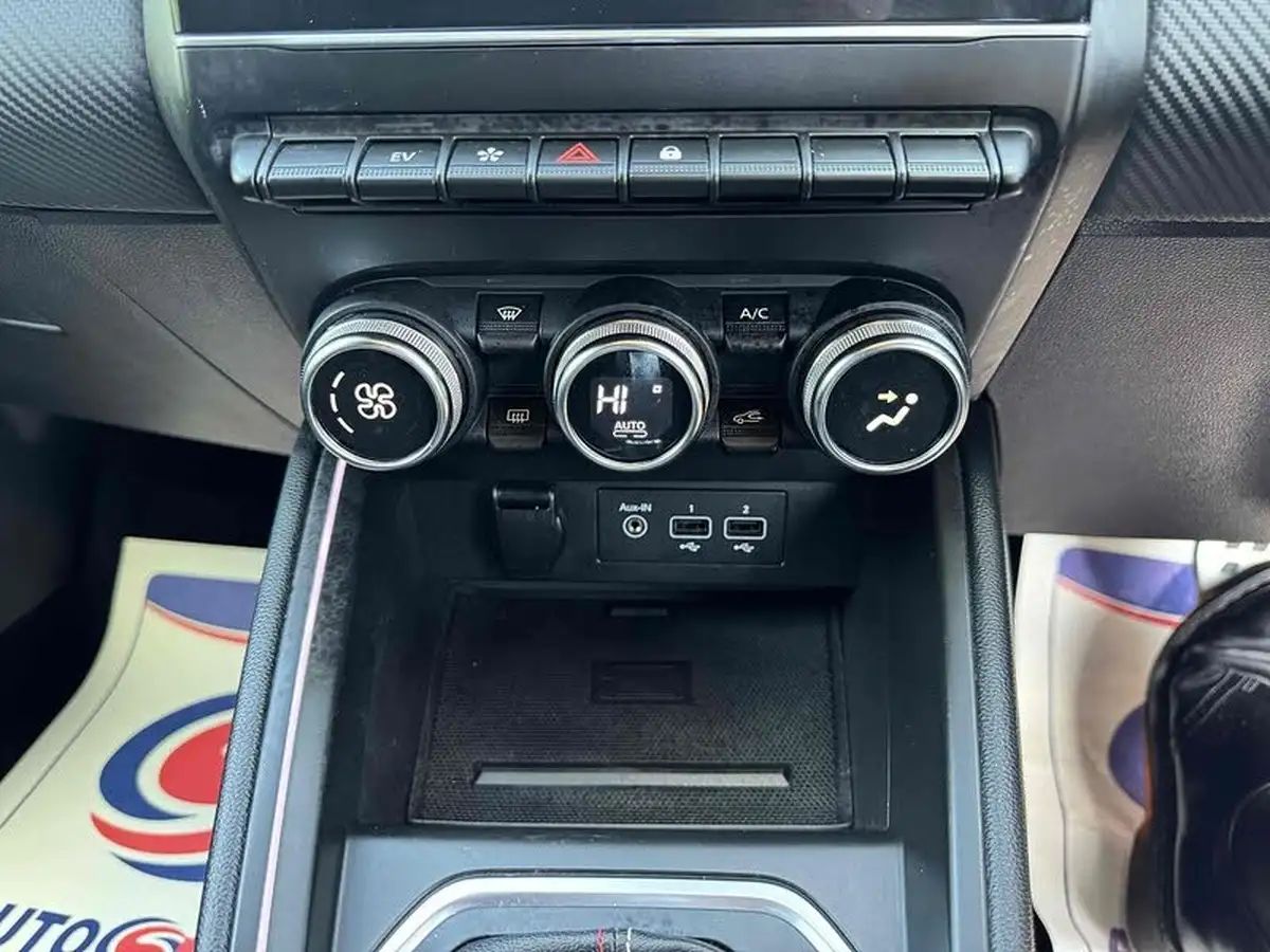 2022-renault-clio-16-rs-line-140ps-rs-line-e-tech-hybrid-big-32