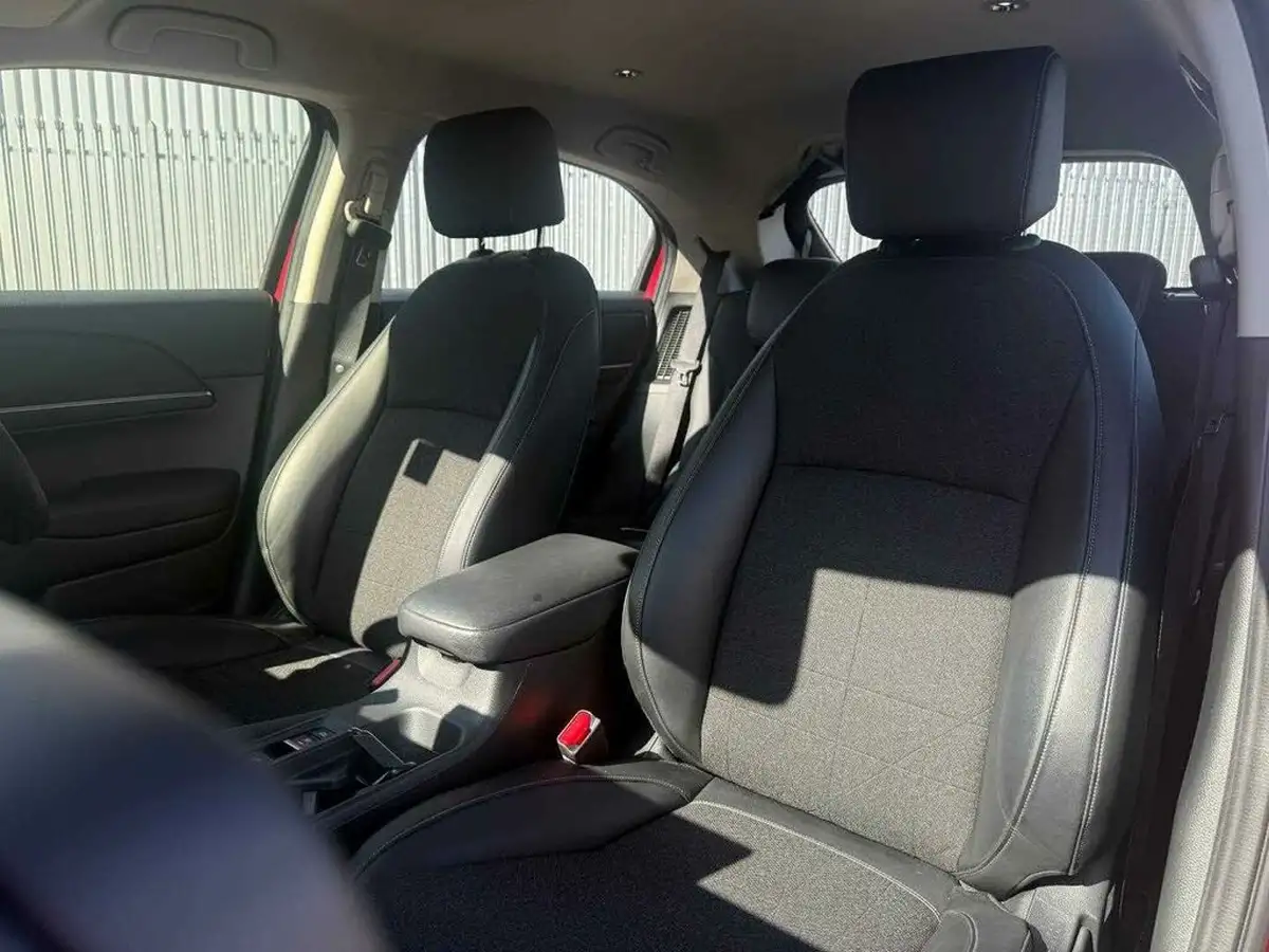 2022-honda-hr-v-15-i-mmd-advance-big-11