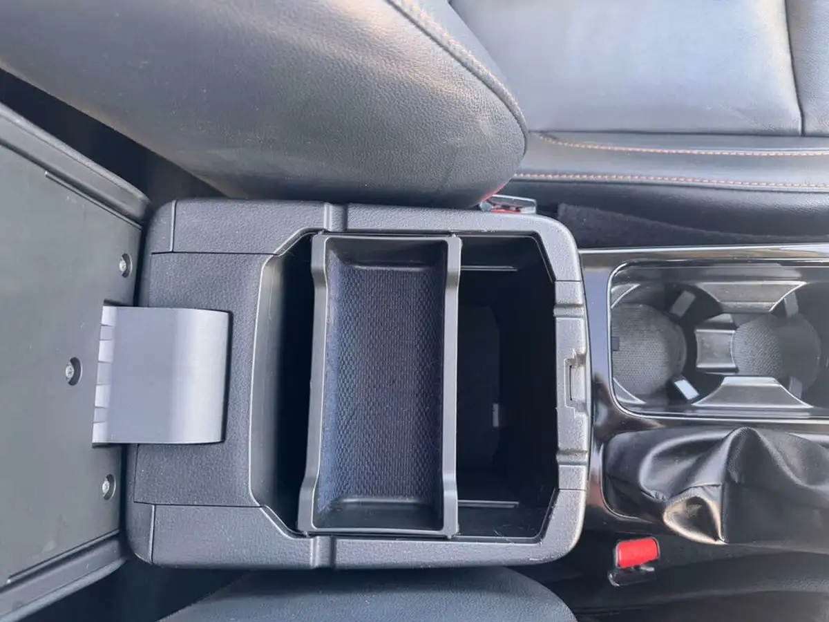 2021-mitsubishi-eclipse-cross-15-exceed-big-31