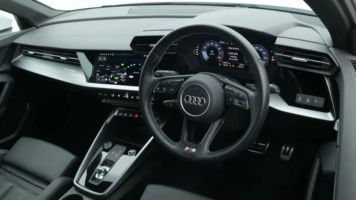 2022-audi-a3-15-35-tfsi-s-line-sportback-5d-tronic-big-9