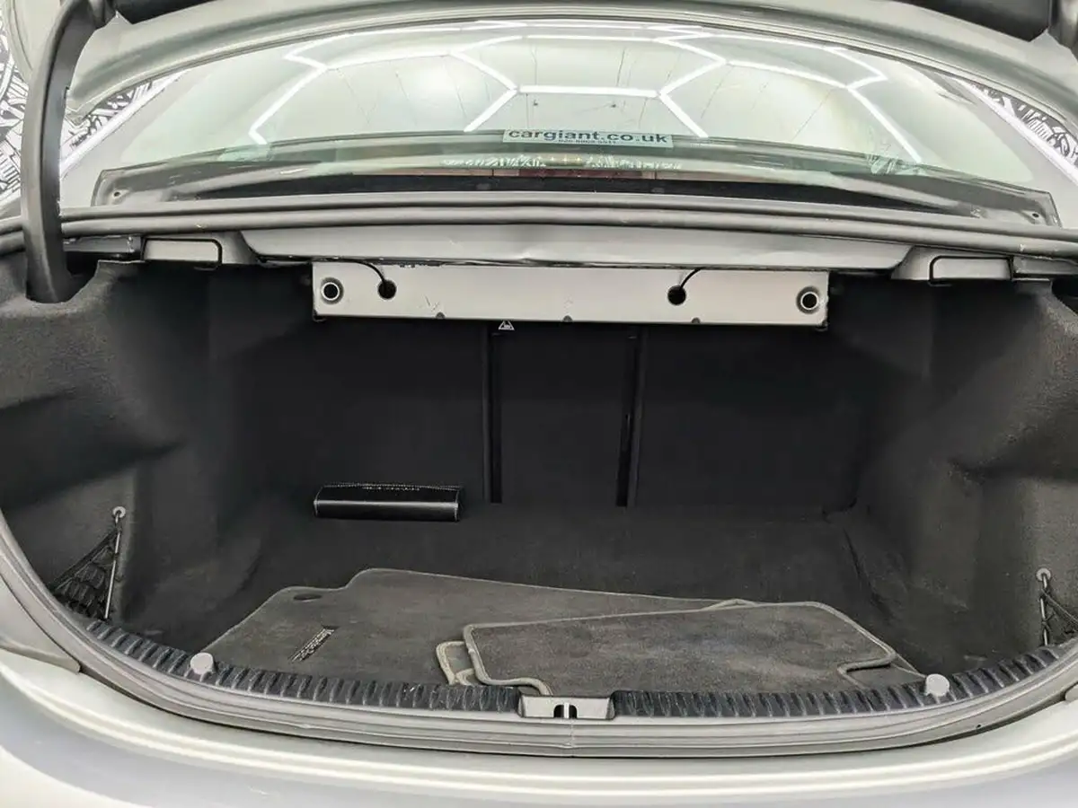 2021-mercedes-benz-c-class-20d-c220d-se-saloon-4d-big-27