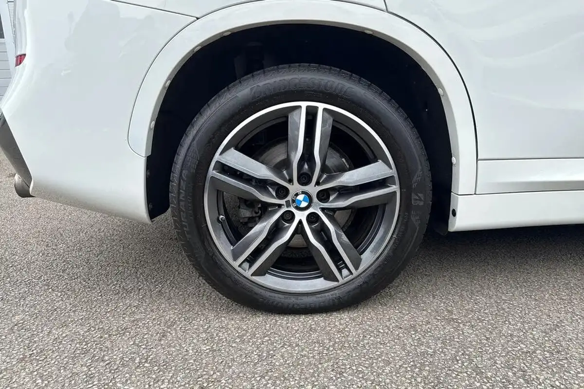 2019-bmw-x1-20-xdrive20i-m-sport-plus-pack-big-21