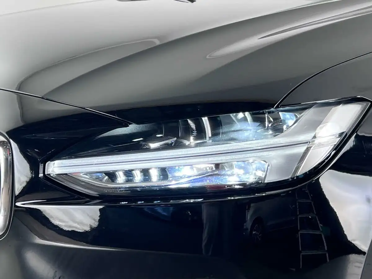 2020-volvo-s90-20td-d4-momentum-plus-big-5