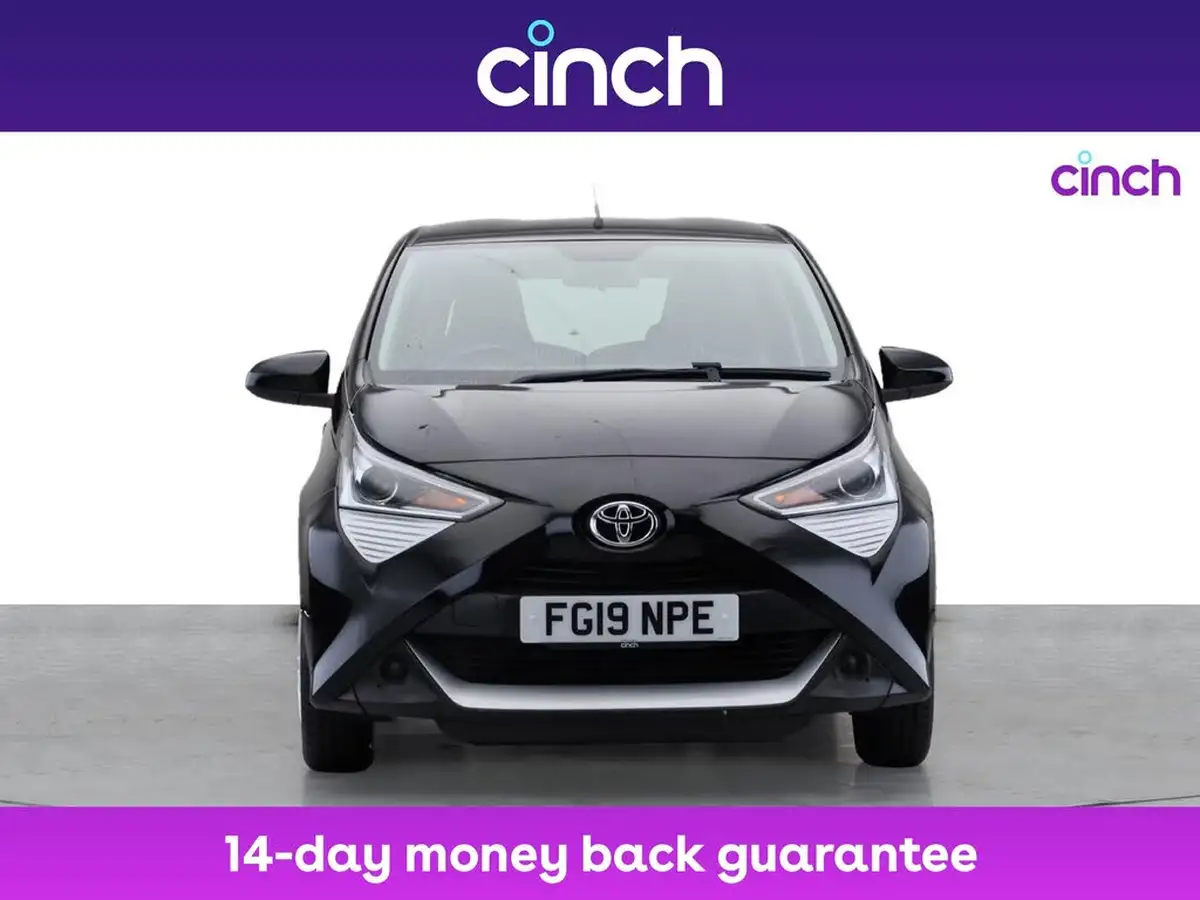 2019-toyota-aygo-10-vvt-i-x-play-big-1