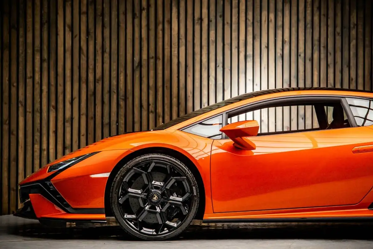 2023-lamborghini-huracan-52-tecnica-big-8