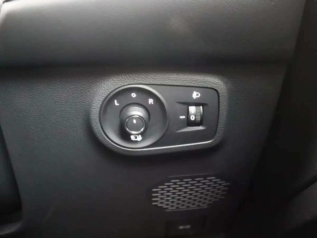 2024-mg-zs-suv-e-trophy-connect-ev-176ps-big-34