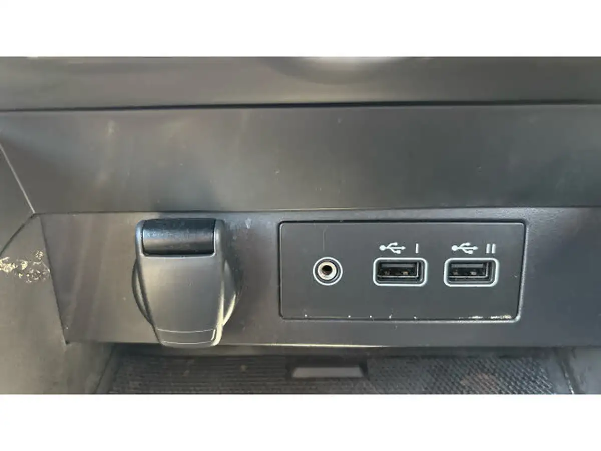 2024-renault-clio-16-techno-big-30