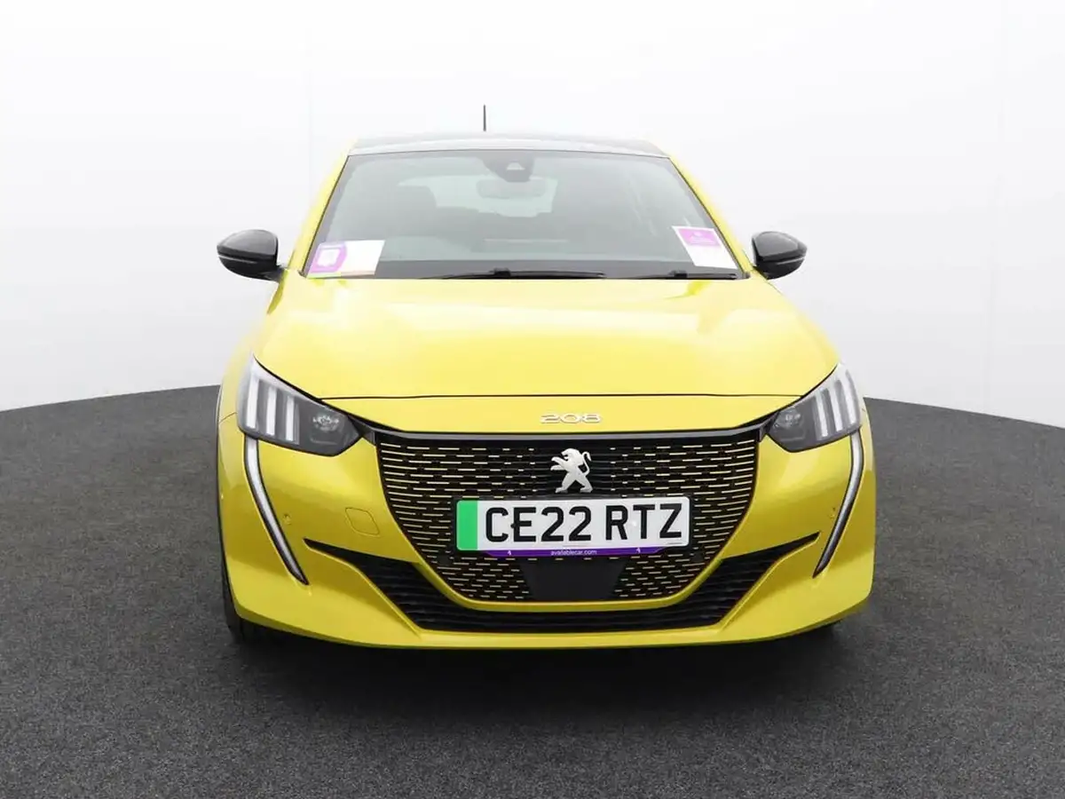 2022-peugeot-208-e-gt-136bhp-50kwh-big-1