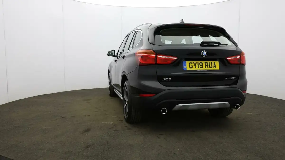 2019-bmw-x1-20-sdrive-20i-xline-sdrive-20i-big-63