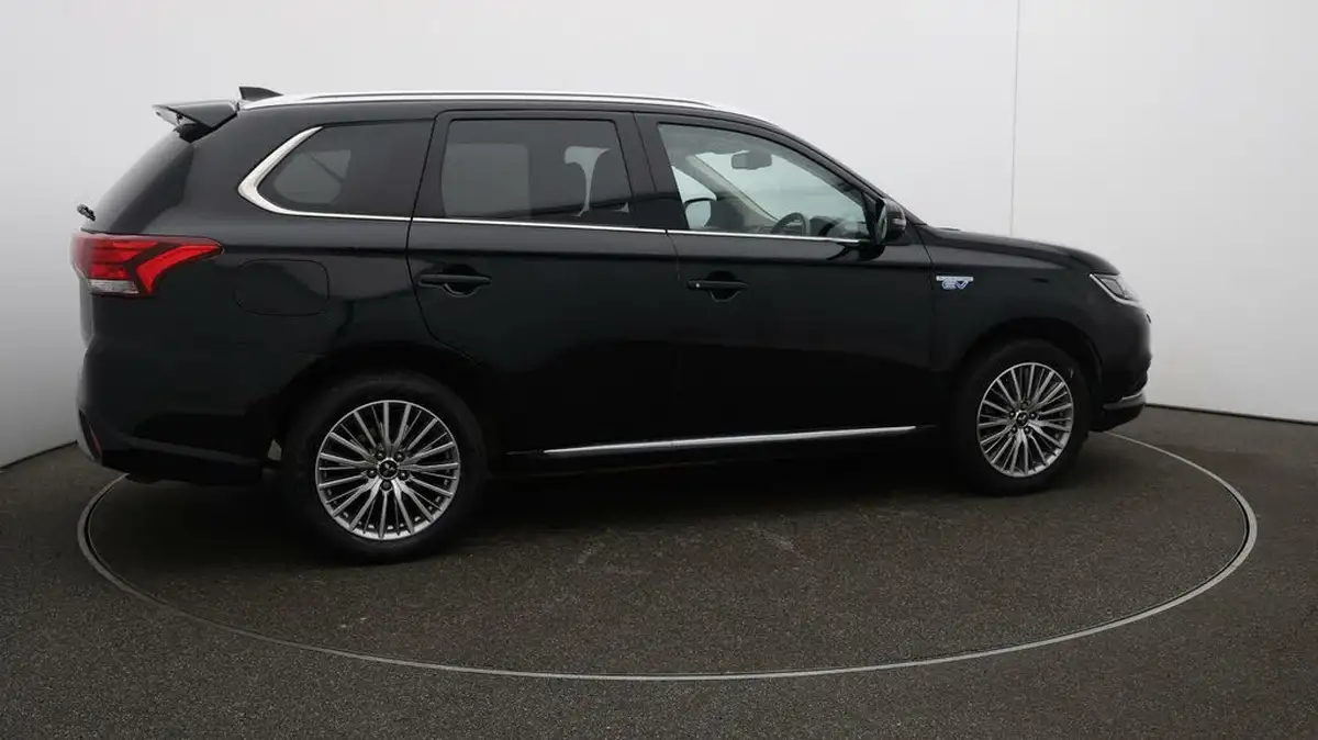 2020-mitsubishi-outlander-24-design-phev-big-48